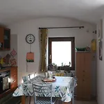 Trulli Sotto La Cupa *