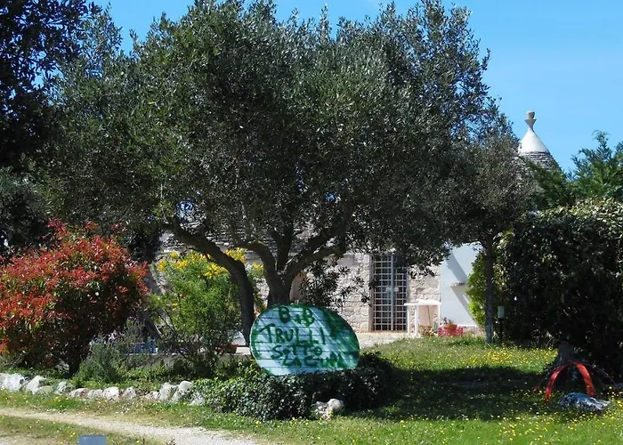 Trulli Sotto La Cupa 公寓